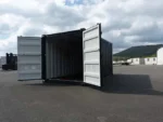Contenedor de 15 pies con instalacion electrica rejillas de ventilacion y bloqueo de llave - Imagen 3
